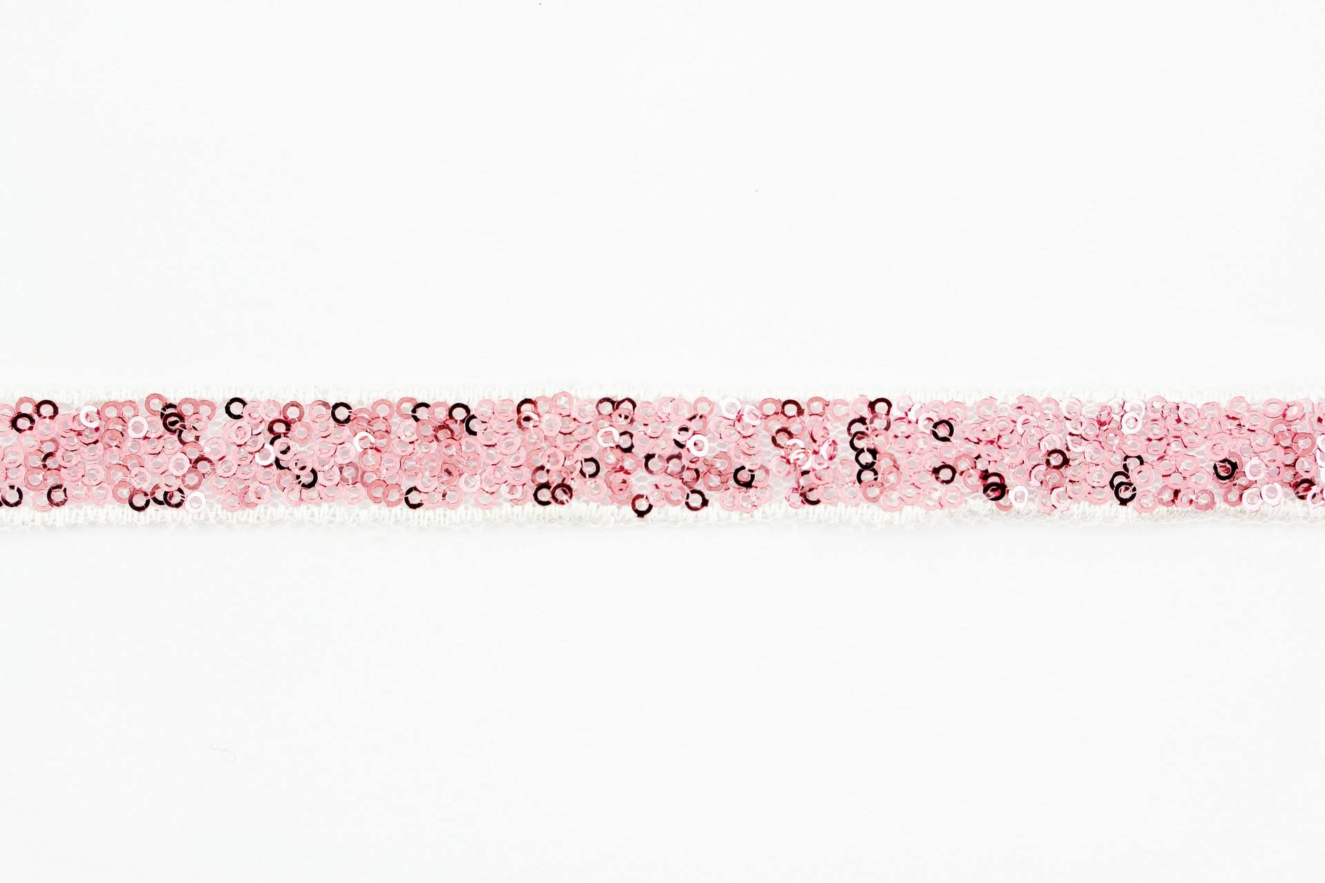 Trimming with sequins