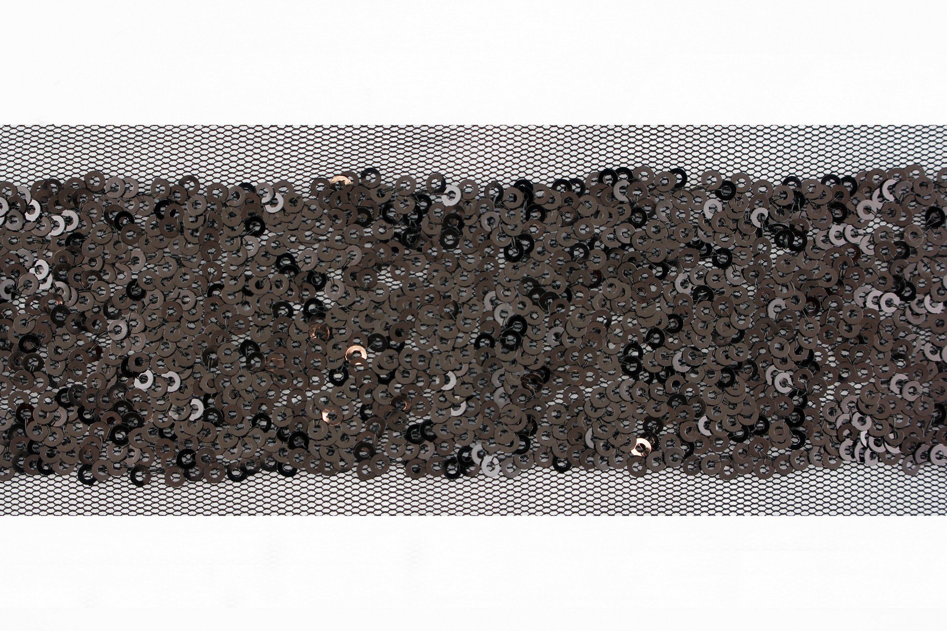 Trimming with sequins