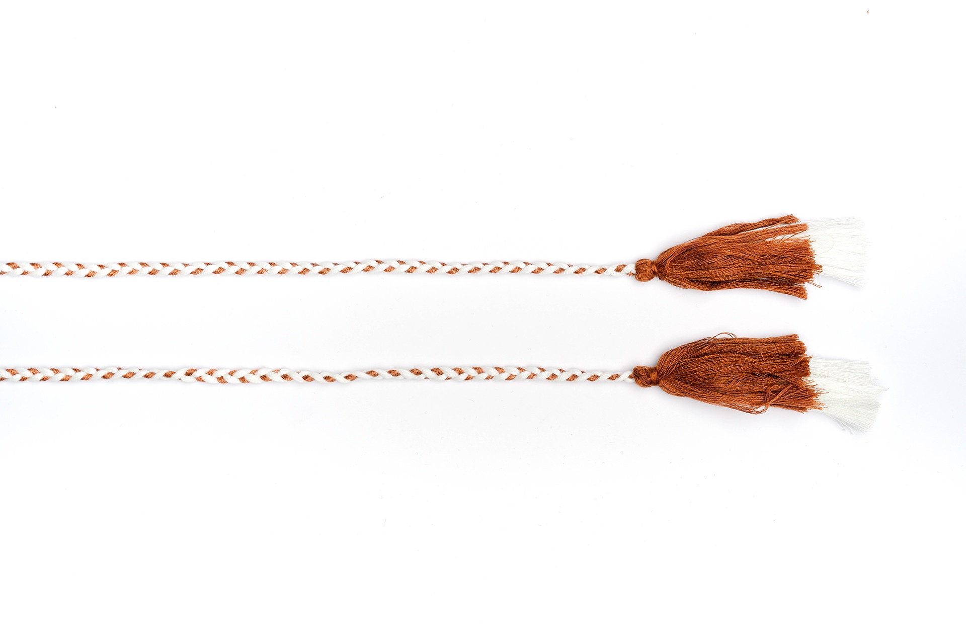 Cordoncino con nappine