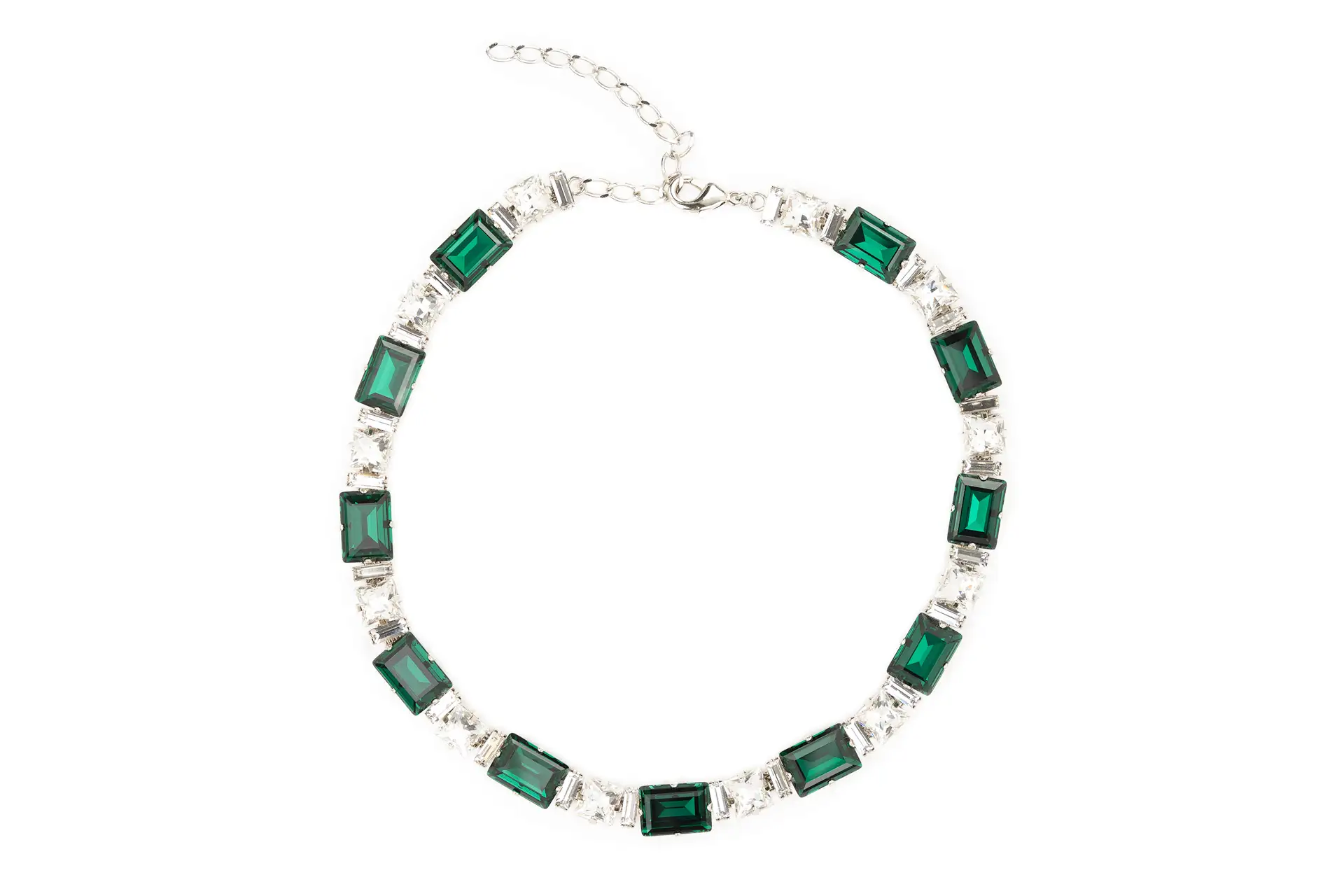 Necklace with rhinestones