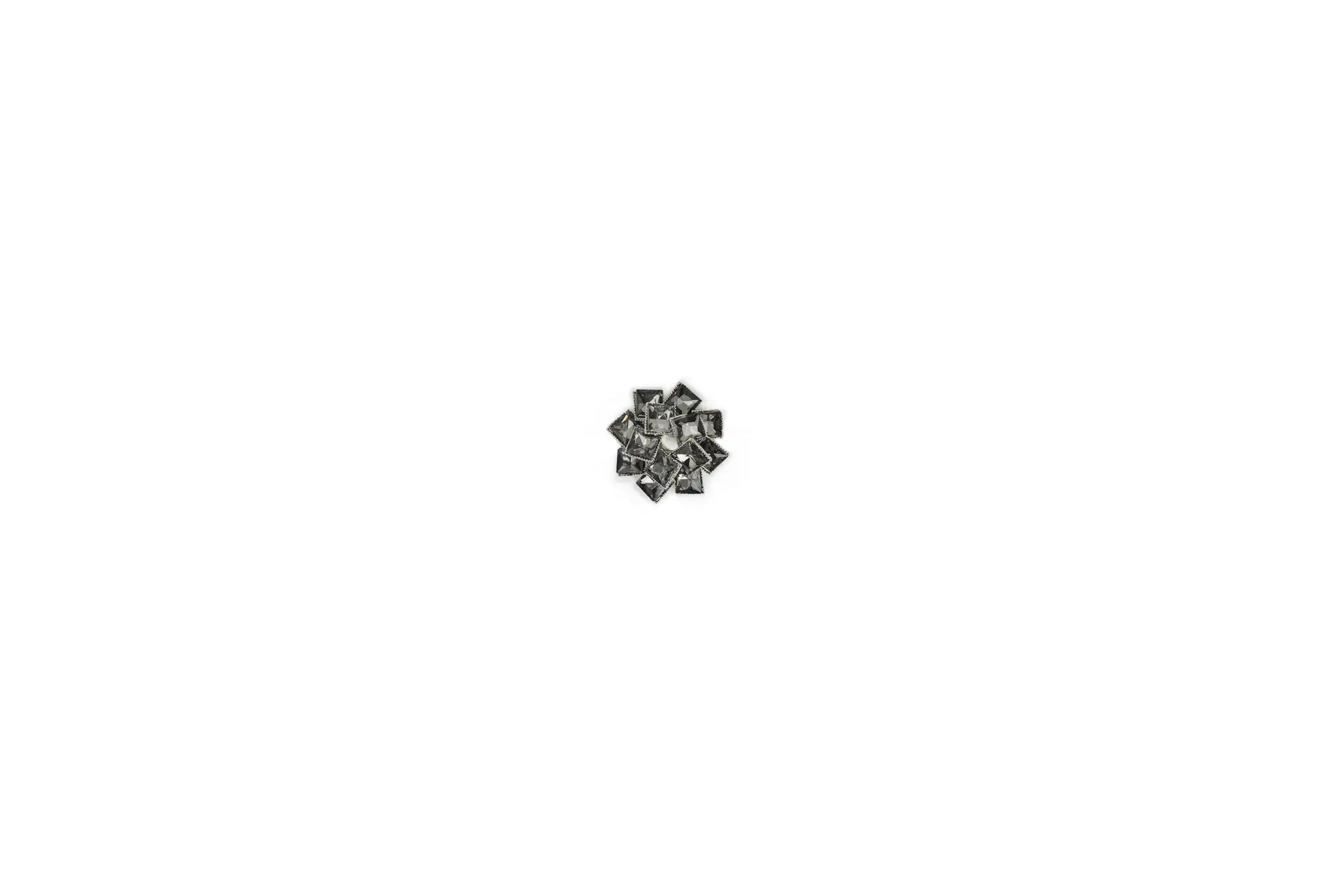 Jewel embellishment with stones