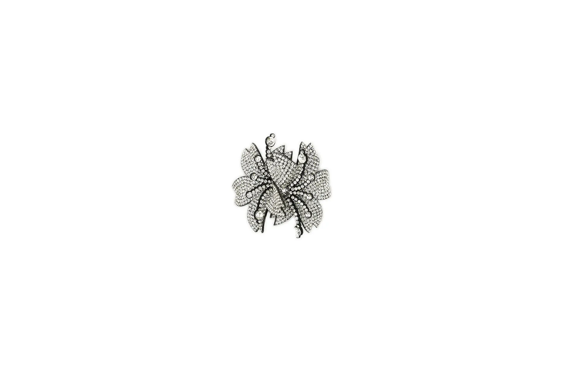 Fiore con pietre