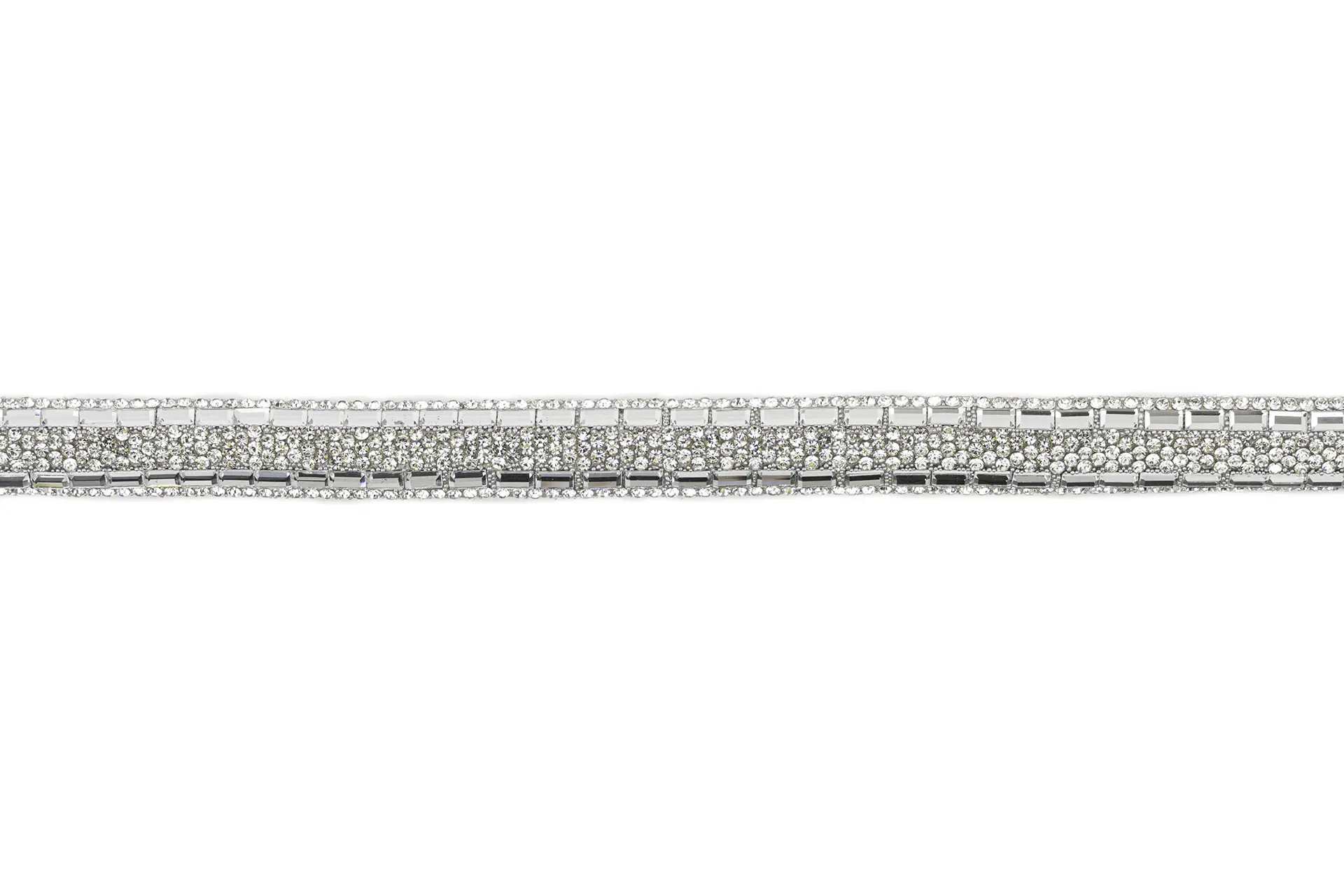 Passamaneria con strass