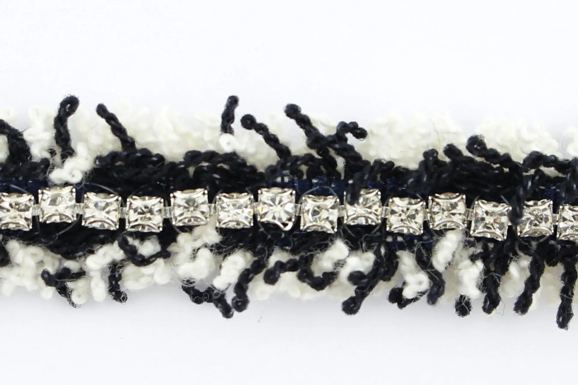 Passamaneria con strass